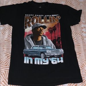 Snoop Dogg short sleeve tee!